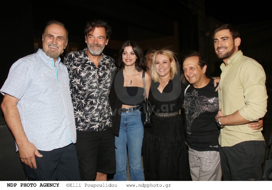 Η εμφάνιση της Τζένης Καζάκου