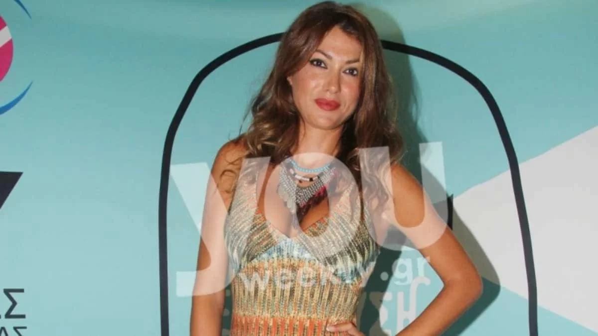 Στο πλευρό του Σωκράτη Μάλαμα η Κλέλια Ρένεση μετά από τον σάλο που προκλήθηκε - «Δεν είναι βολεμένος»