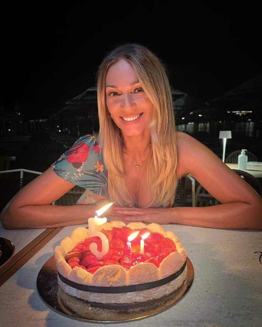 Η τούρτα που επέλεξε η Έλλη Κοκκίνου για τα γενέθλιά της