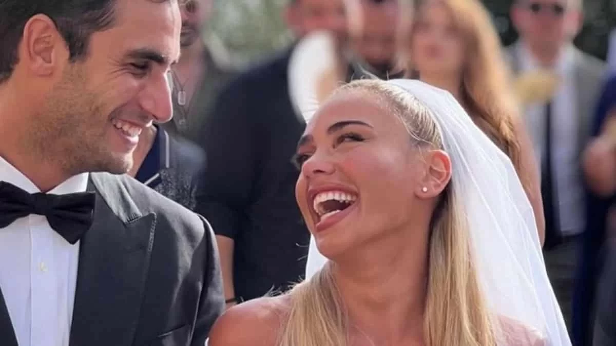 Οι ευχές των γονιών του Μάριου Καπότση για τον γάμο του με την Κόνι Μεταξά - Η γλυκιά ανάρτηση