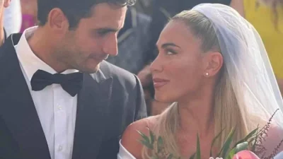 "Έκλεψε" τις εντυπώσεις η ξεχωριστή μπομπονιέρα από τον γάμο Μεταξά - Καπότση