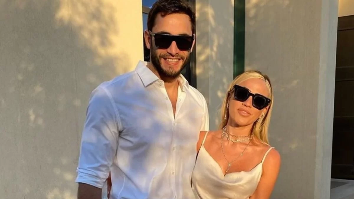 Ξεκίνησε η αντίστροφη μέτρηση - Στα Χανιά για τις προετοιμασίες του γάμου Κόνι Μεταξά και Μάριος Καπότσης