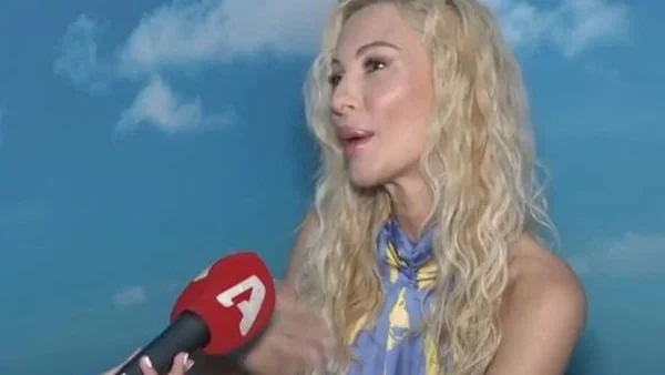 «Αντιμετώπισα μια περιπέτεια με την υγεία μου, αφαίρεσα τις...» - Η συγκλονιστική εξομολόγηση της Διονυσίας Κουκίου