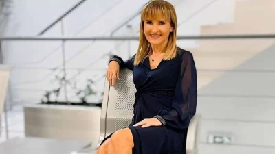 Στην ορκωμοσία του γιου της στο Λονδίνο η Μάρα Ζαχαρέα - Σπάνιο οικογενειακό στιγμιότυπο