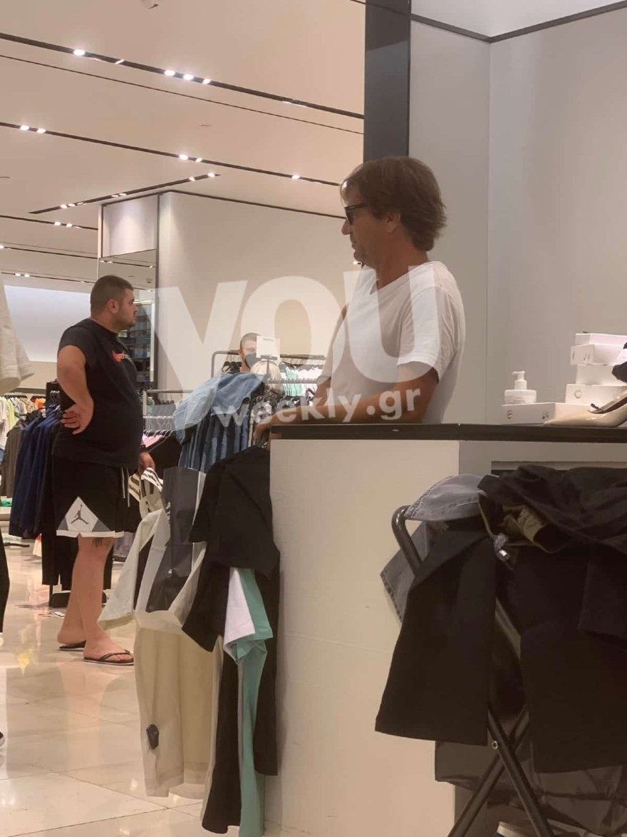 Ο Ματέο Παντζόπουλος ψωνίζει στα ZARA