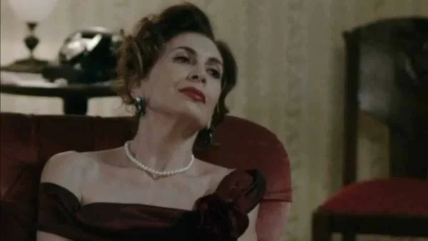 Άγριες Μέλισσες: «Είχε το χειρότερο και πιο βασανιστικό...» - Το Twitter σπάραξε με τον τραγικό θάνατο της αρχόντισσας Μυρσίνης