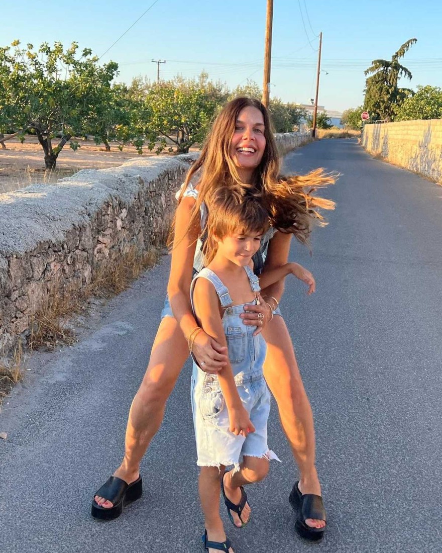 Κατερίνα Μουτσάτσου Αίγινα