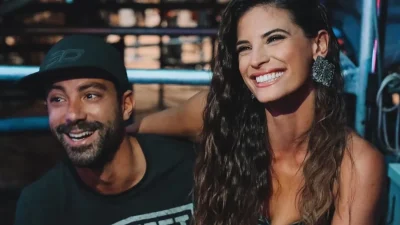 Στιγμές ευτυχίας για την Χριστίνα Μπόμπα - Η τούρτα υπερπαραγωγή και η τρυφερή έκπληξη από τον Σάκη Τανιμανίδη