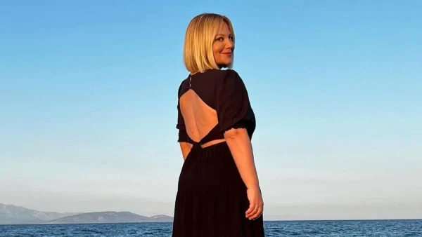 Με φακίδες και χωρίς ίχνος μακιγιάζ η Νάνσυ Ζαμπέτογλου - Το πραγματικό της πρόσωπο