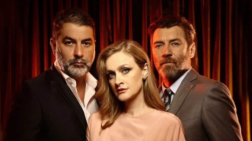 Μερικοί από τους πρωταγωνιστές της σειράς αυτή η νύχτα μένει