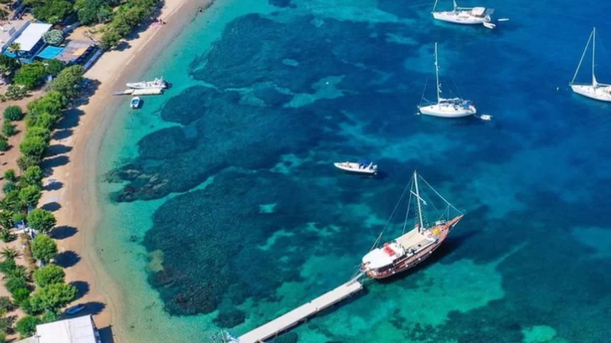 Το έχεις όλο για πάρτη σου: Το μοναδικό νησί με μόλις 3 μόνιμους κατοίκους - Θα σας μαγέψει