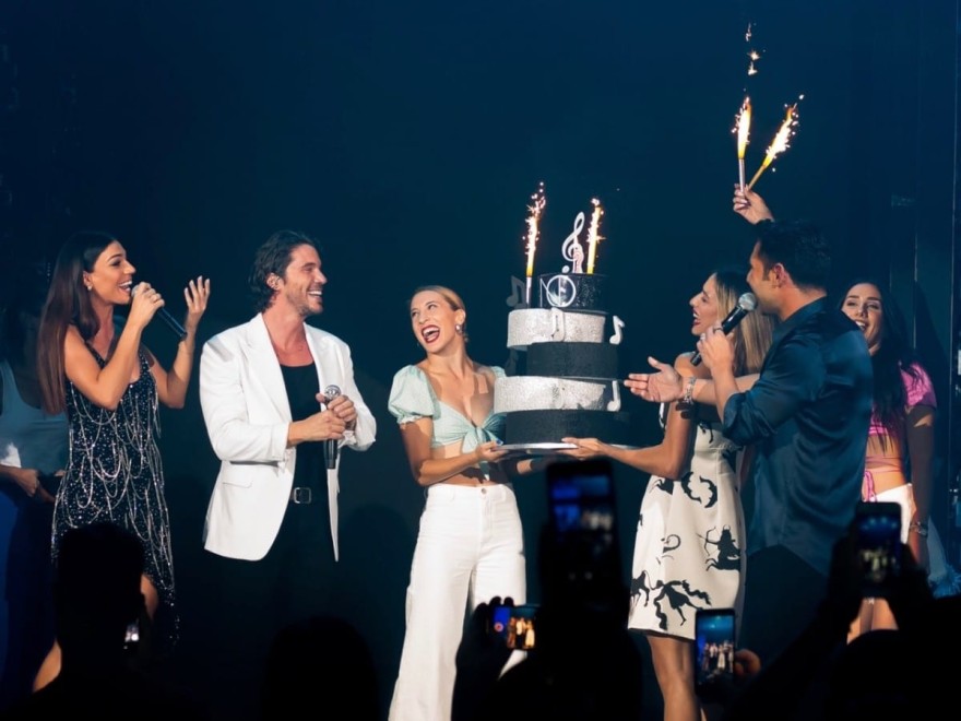 Τα γενέθλια του Νίκου Οικονομόπουλου