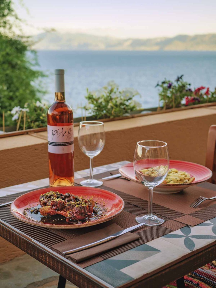 Οινόµελο μονεμβασιά