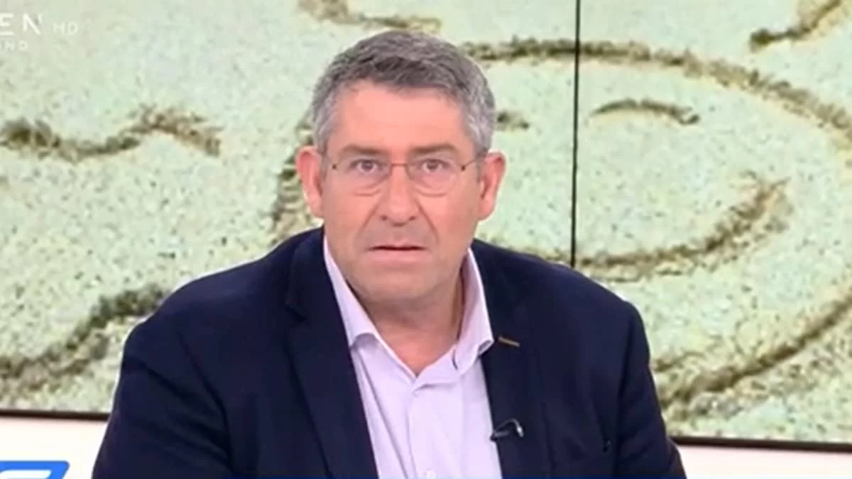 ''Τόση σαπίλα έχει στο μυαλό του'' - Έξαλλος ο Άκης Παυλόπουλος με τηλεθεατή στο φινάλε της εκπομπής