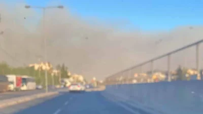 Φωτιά Πεντέλη: Βίντεο με τους καπνούς που σκεπάζουν την Αθήνα - Εκκενώνεται και η Ανθούσα