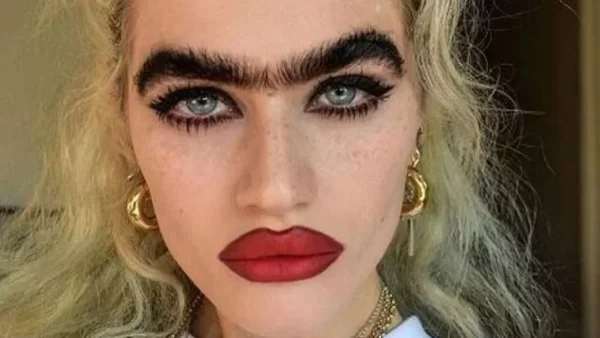 Το πραγματικό πρόσωπο της Σοφίας Χατζηπαντελή πίσω από το μακιγιάζ της - Το σπάνιο στιγμιότυπο στο Instagram