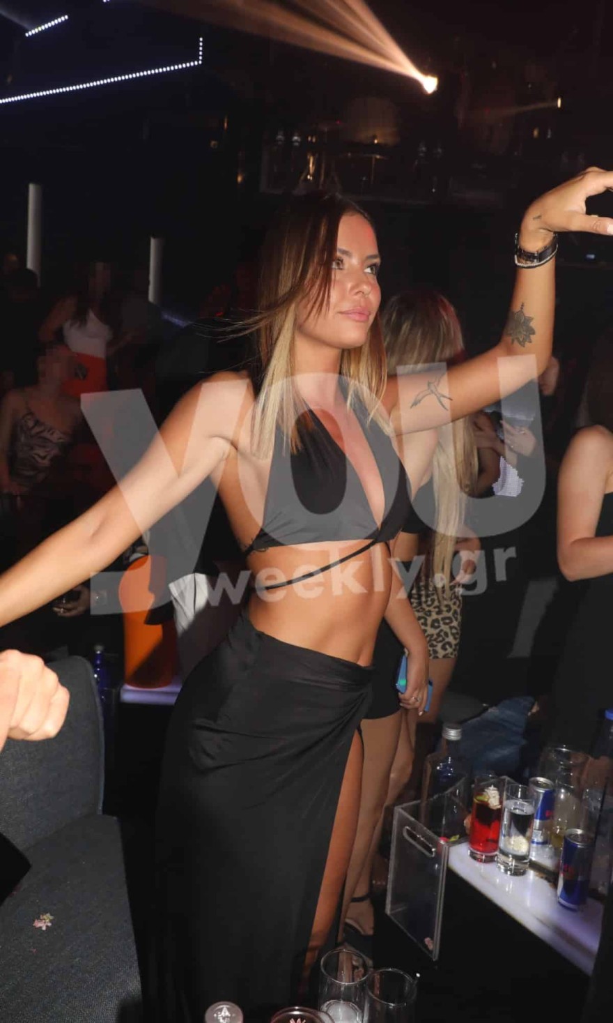 Με μαύρο αποκαλυπτικό σετάκι η Σοφιάνα