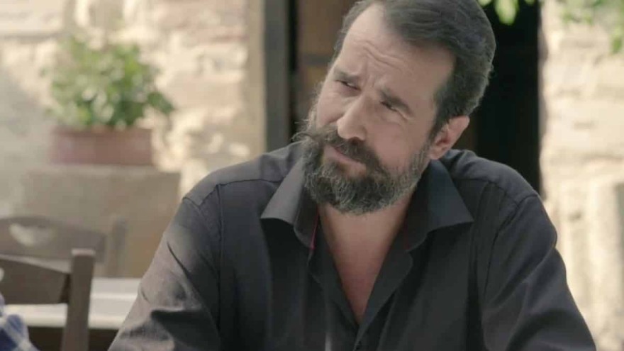 Ο Στεφανής επιστρέφει και φέρνει τα πάνω κάτω