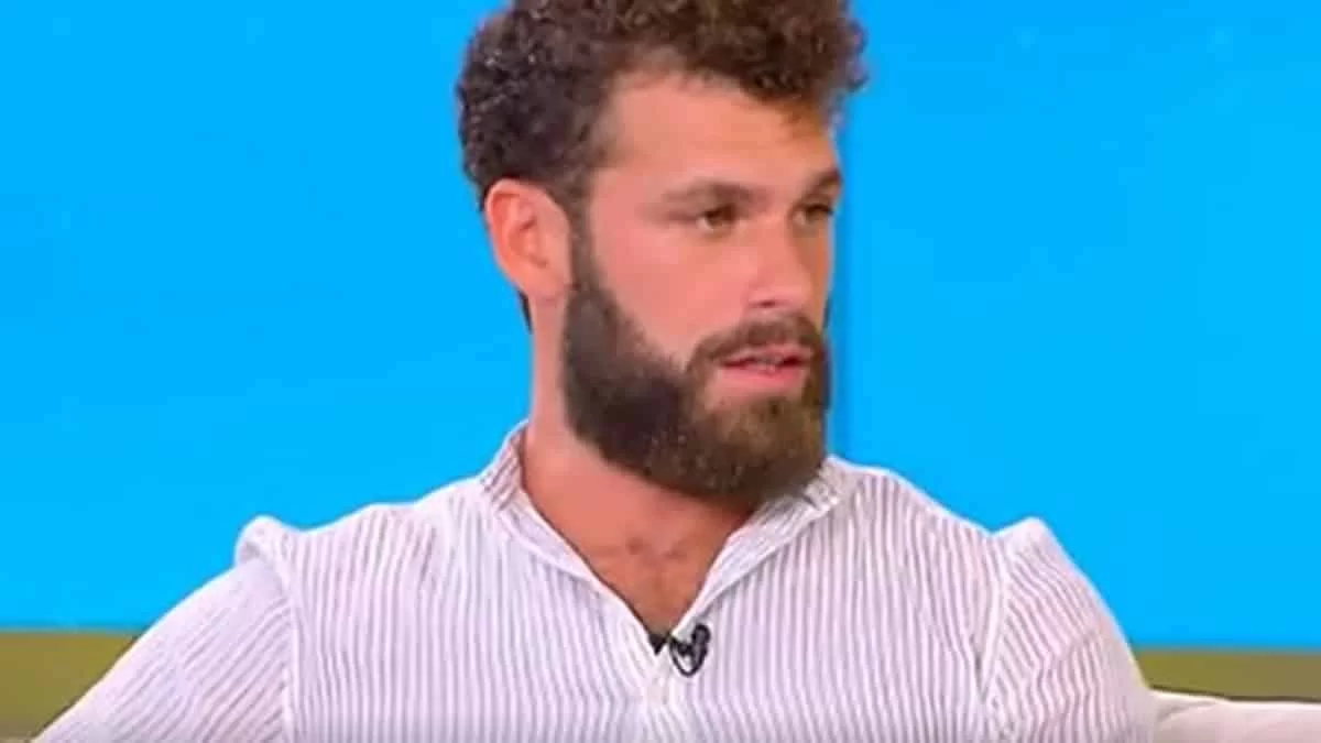 Survivor 5: «Την αγαπώ τόσο που δεν...» - Ο Σχίζας μιλά ανοιχτά για την αποκάλυψη της σχέσης του με την Παναγιώταρου
