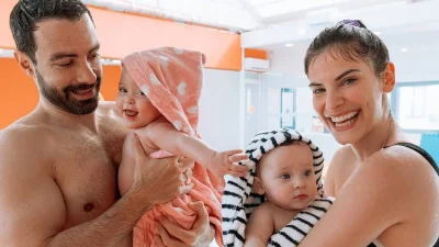 Ετοιμάζονται για την βάφτιση των διδύμων Σάκης Τανιμανίδης και Χριστίνα Μπόμπα - Πού και πότε θα γίνει