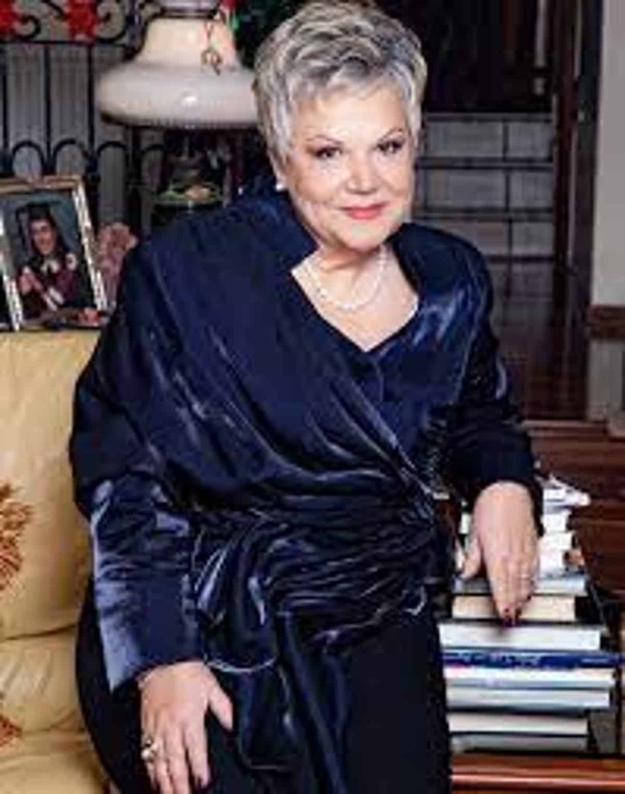 Τένια Μακρή