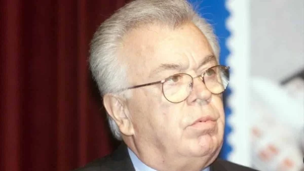 Πέθανε ο Θανάσης Δημητρακόπουλος