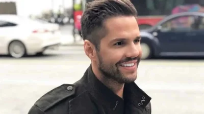 ''Παρέλαση'' αστέρων στην Πάρο - Ο Γιώργος Τσαλίκης συνάντησε κορυφαίο αθλητή και δεν σταμάτησε να φωτογραφίζεται