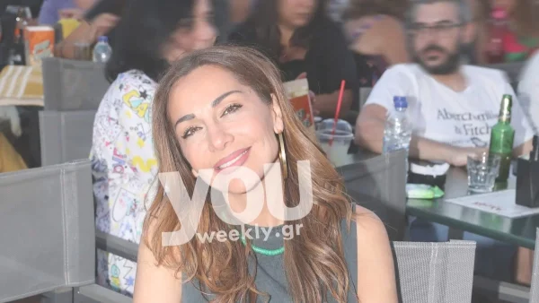 Ο έρωτας την κάνει να λάμπει - Οι νέες εντυπωσιακές φωτογραφίες της Δέσποινας Βανδή από την έξοδό της