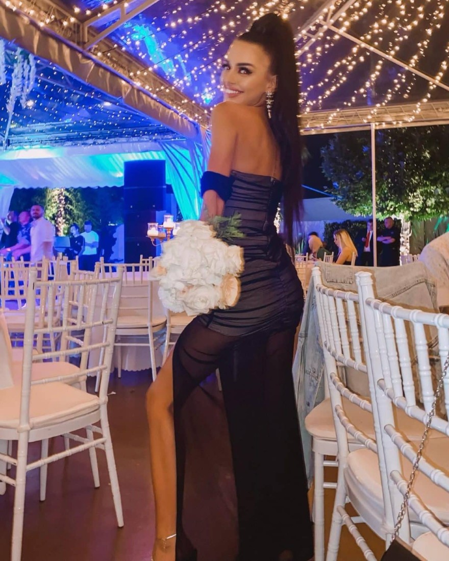 Η Αντζελίνα Χαλντέντα σε ένα γάμο