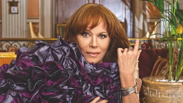 ''Υπάρχει πιο σκούρο χρώμα από τη μοναξιά;'' - ''Μαύρα'' γενέθλια για τη Μαίρη Χρονοπούλου