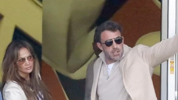 Σε έξαλλη κατάσταση η Τζένιφερ Λόπεζ στον μήνα του μέλιτος - Έκλεψαν βίντεο από τον γάμο της με τον Μπεν Άφλεκ