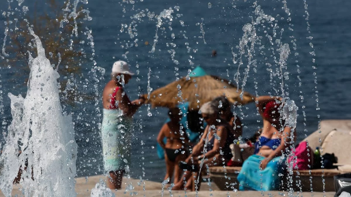 Καιρός 19/8: Σε πολύ υψηλά επίπεδα η θερμοκρασία - Ποιες περιοχές θα "βράσουν" από τη ζέστη