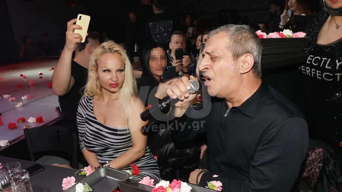 Το "έριξαν" έξω ο Θέμης Αδαμαντίδης και η Βαρβάρα Κίρκη μετά την επανασύνδεσή τους - Για κρασάκι με καλή παρέα