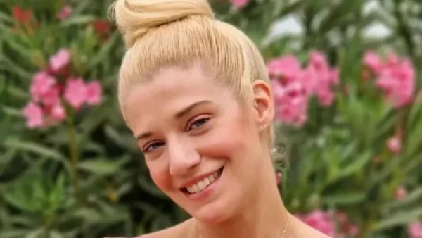 «Δυσκολεύομαι να πιστέψω ότι υπάρχει κι άλλη ζωή» - Σε άρνηση η Τζένη Θεωνά λίγο πριν την επιστροφή στην Αθήνα