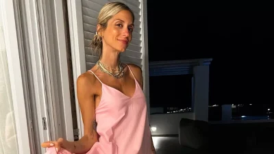 Η Σοφία Καρβέλα μας δείχνει με απλά κομμάτια πως να είσαι στιλάτη το φθινόπωρο