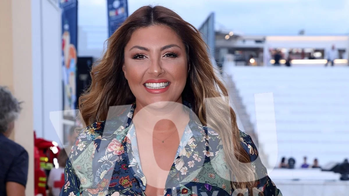 «Δεν πατάω ένα κουμπί για να γίνω...» - Τα μυστικά της Παπαρίζου για να σαγηνεύει τα πλήθη