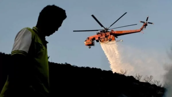 Φωτιά στο Κατακάλι Κορινθίας