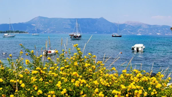 Φτιάχνει ο καιρός σήμερα (16/8) - Αισθητή η άνοδος της θερμοκρασίας