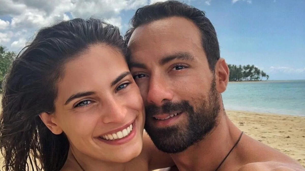 Χριστίνα Μπόμπα - Σάκης Τανιμανίδης: Έδειξαν το σπίτι που μένουν στην Ισλανδία και προκάλεσαν μεγάλη έκπληξη