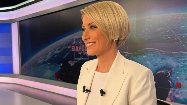 Γεμάτο με φωτογραφίες του μικρού Δήμου και του Κώστα Μπακογιάννη - Το εντυπωσιακό γραφείο της Σίας Κοσιώνη στο ΣΚΑΪ