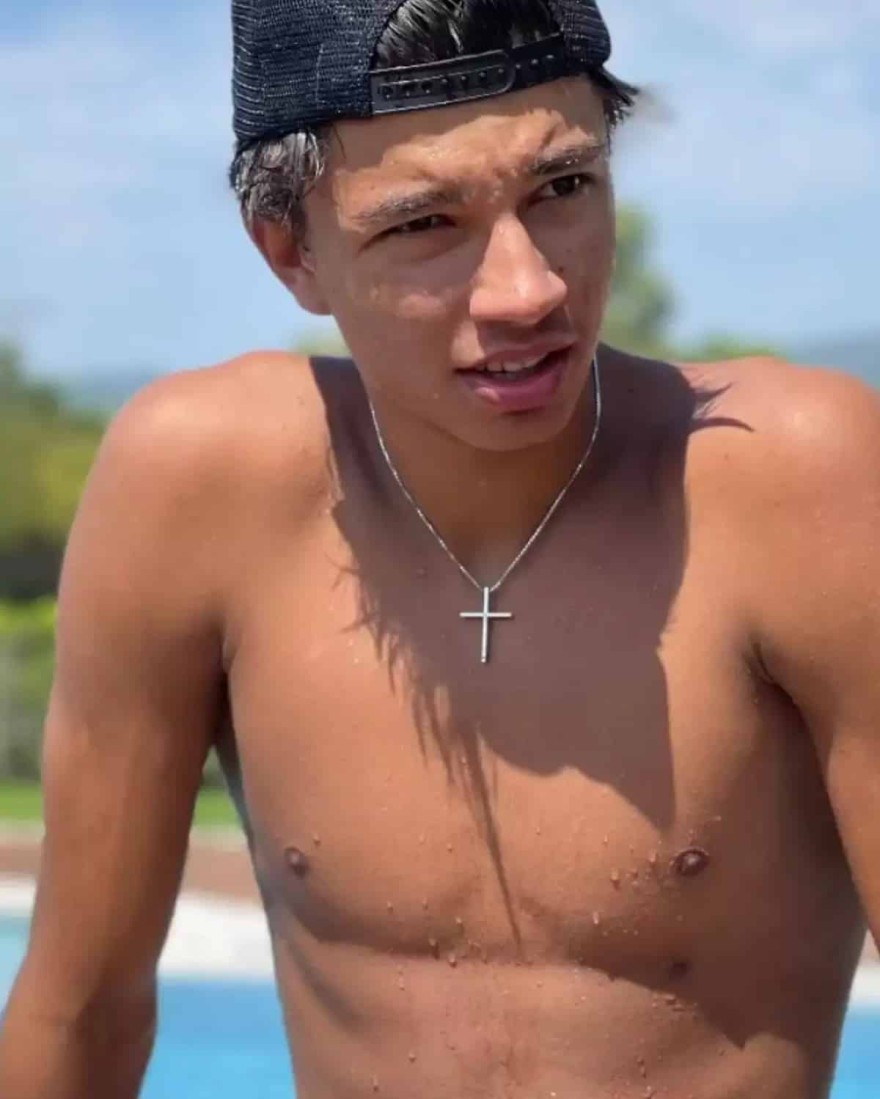 Αλέκα Καμηλά - γιος