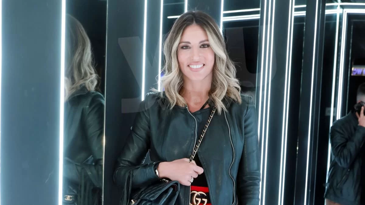 Ανέβασε την θερμοκρασία η Αθηνά Οικονομάκου - Πόζαρε με μαγιό και έδειξε τις αναλογίες της που "κόβουν" την ανάσα