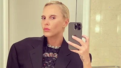 Με τσάντα Prada, αξίας 1.550 ευρώ και τις μπότες που κάνουν θραύση, η Τάμτα σε μία από τις πιο στιλάτες εμφανίσεις της