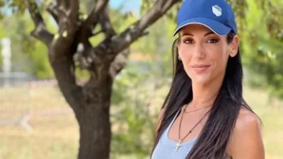 Δεν σας πάει το μυαλό! Έτσι προέκυψε η κουμπαριά της Ανθής Βούλγαρη με τον Πέτρο Ιακωβίδη