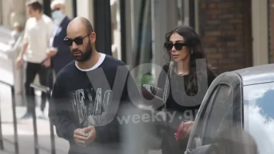 Είναι μελαχρινή και κούκλα - Αυτή είναι η μητέρα της Ολυμπίας Χοψονίδου και πεθερά του Βασίλη Σπανούλη