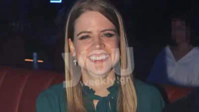 Σαν γοργόνα μέσα στο βυθό - 2 μέτρα η Δανάη Μιχαλάκη στην υποβρύχια φωτογραφία που τράβηξε