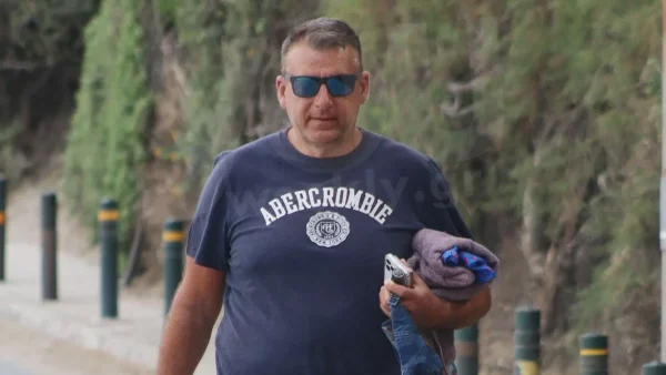 "Και γάμος στις διακοπές" - Επικό στιγμιότυπο για τον Γιώργο Λιάγκα στις καλοκαιρινές του διακοπές στην Κάστο