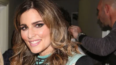 Πόζαρε στην ακροθαλασσιά με λεοπάρ μπικίνι - Η φωτογραφία της Εβελίνας Νικόλιζα από το Μπαλί