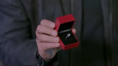 Elif: Πρόταση γάμου λίγο πριν την τραγωδία! Της περνάει το δαχτυλίδι με θλίψη...