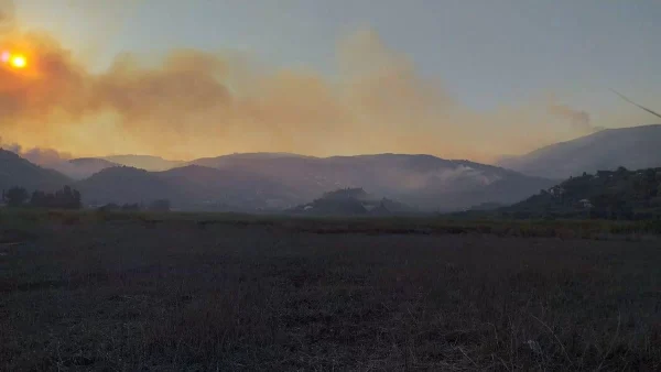 Φωτιά στη Ζάκυνθο - Μήνυμα 112 για εκκένωση οικισμού